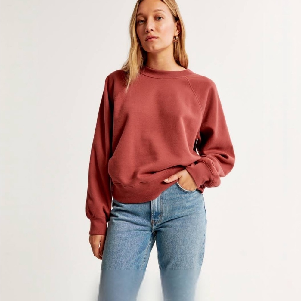 Abercrombie Essential Raglan Classic Sunday Crew